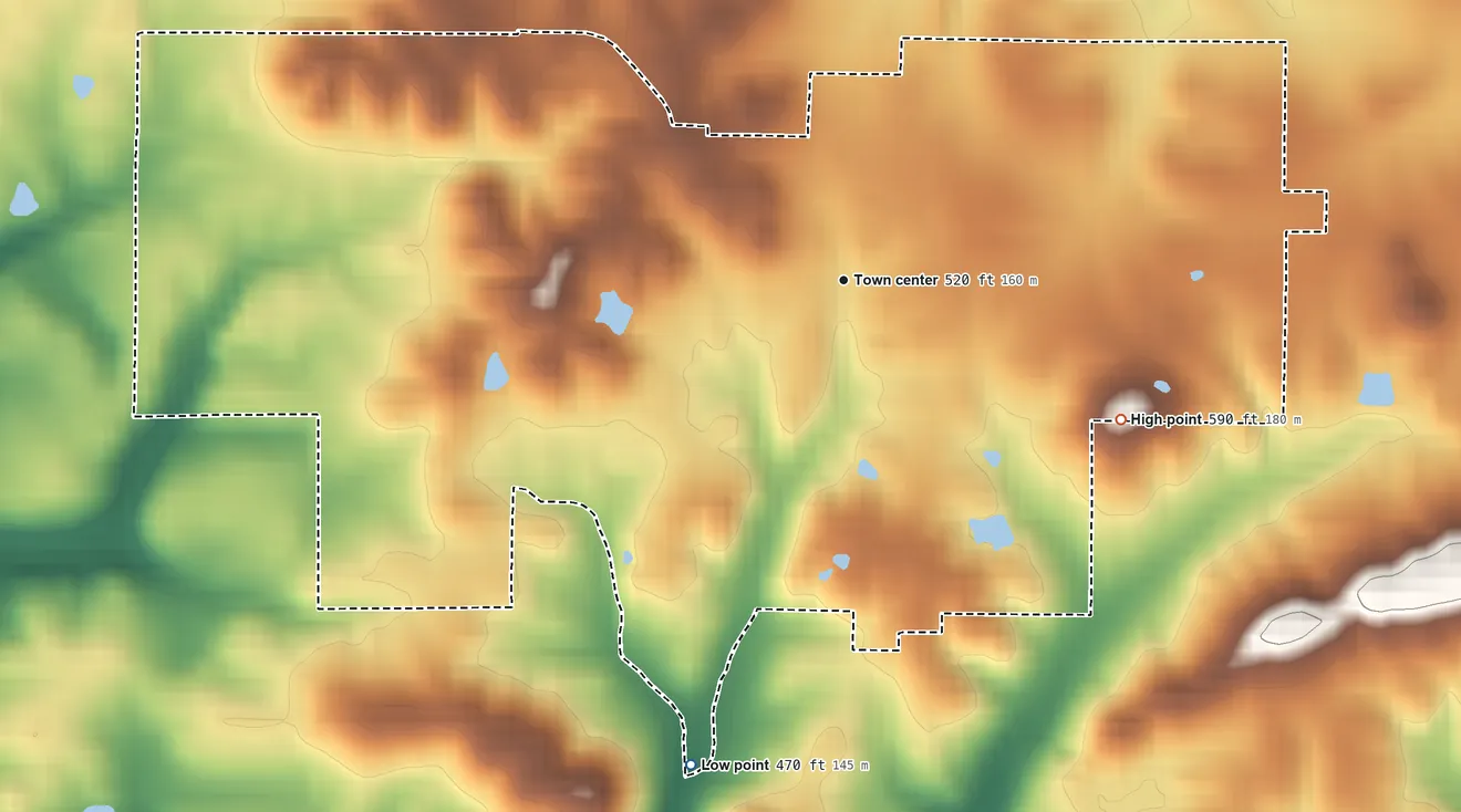 Topographic elevation map of Mariah Hill, Indiana, shaded from 470 ft on the south side to 590 ft on the southeast side