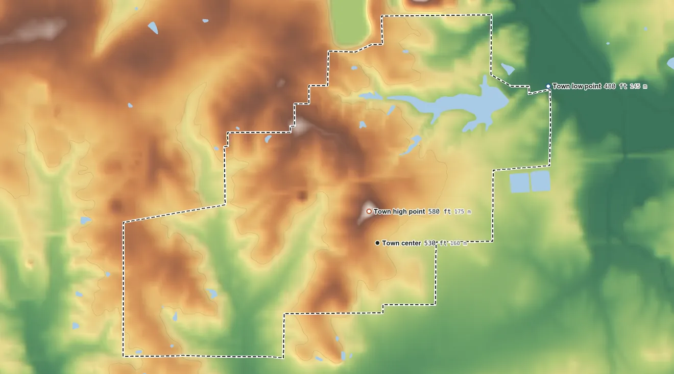 Topographic elevation map of Montgomery, Indiana, shaded from 480 ft on the northeast side to 580 ft near the middle