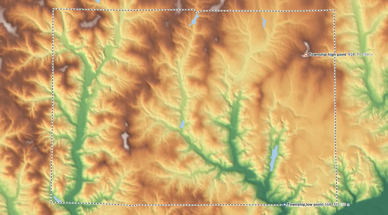 Topographic elevation map of Montgomery Township, Owen County, Indiana, shaded from 560 ft on the southeast side to 910 ft on the northeast side