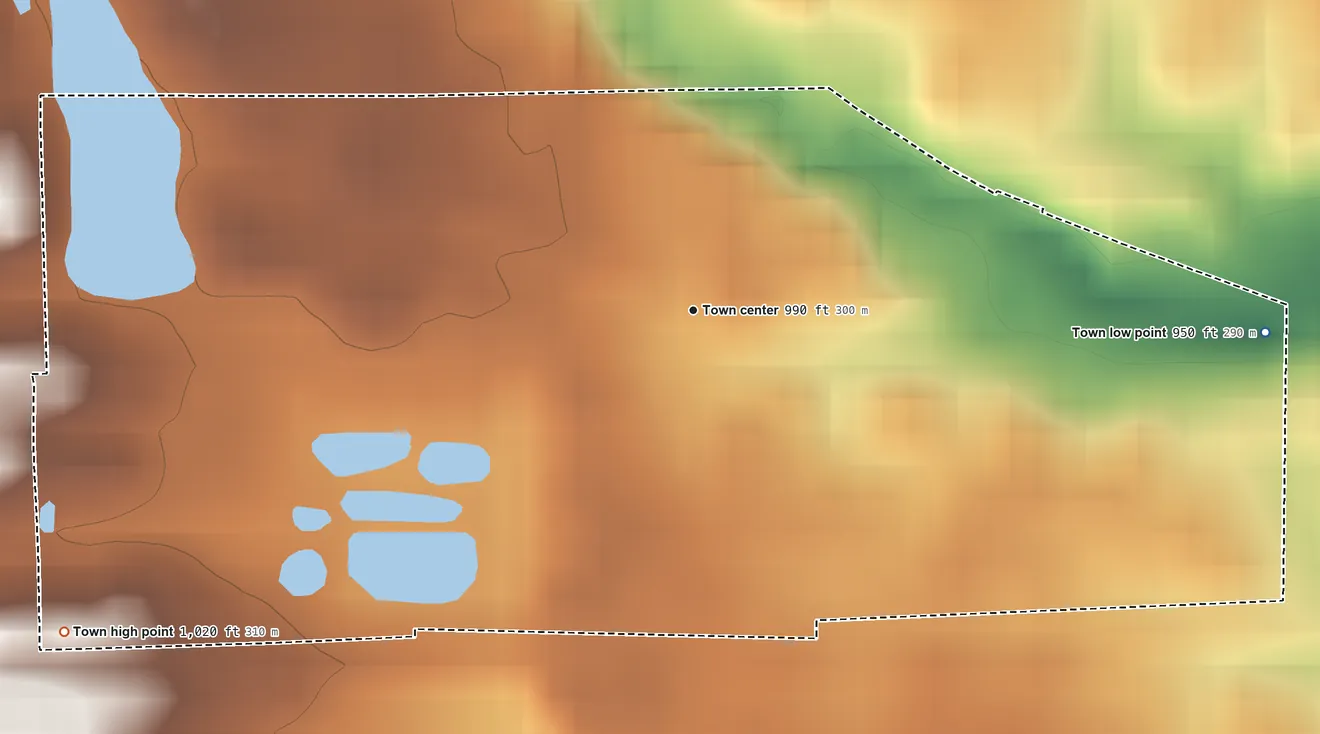 Topographic elevation map of Mount Auburn, Indiana, shaded from 950 ft on the east side to 1,020 ft on the southwest side