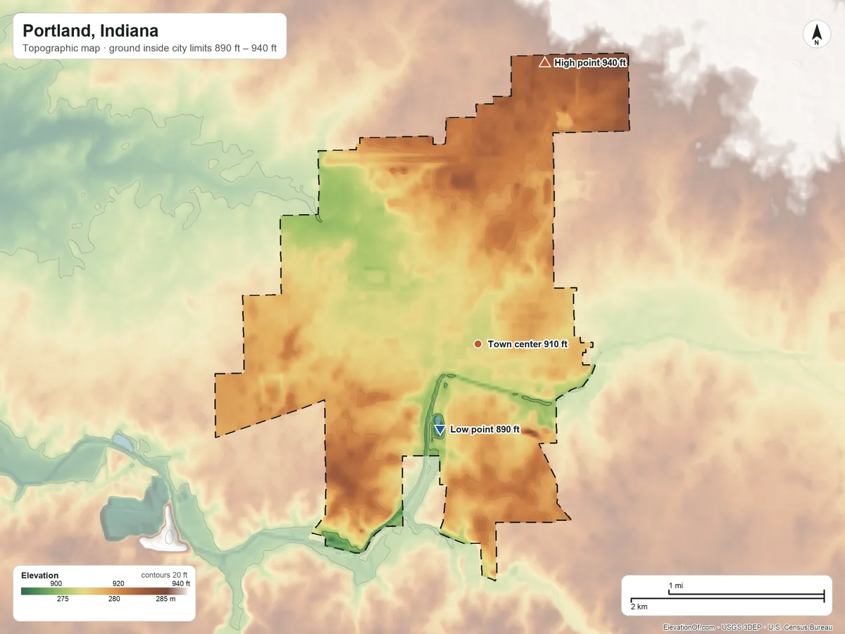 Topographic elevation map of Portland, Indiana, shaded from 890 ft on the southwest side to 940 ft on the north side