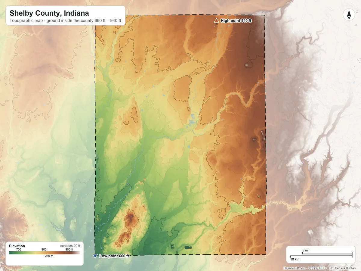 Topographic elevation map of Shelby County, Indiana, shaded from 660 ft on the southwest side to 940 ft on the north side