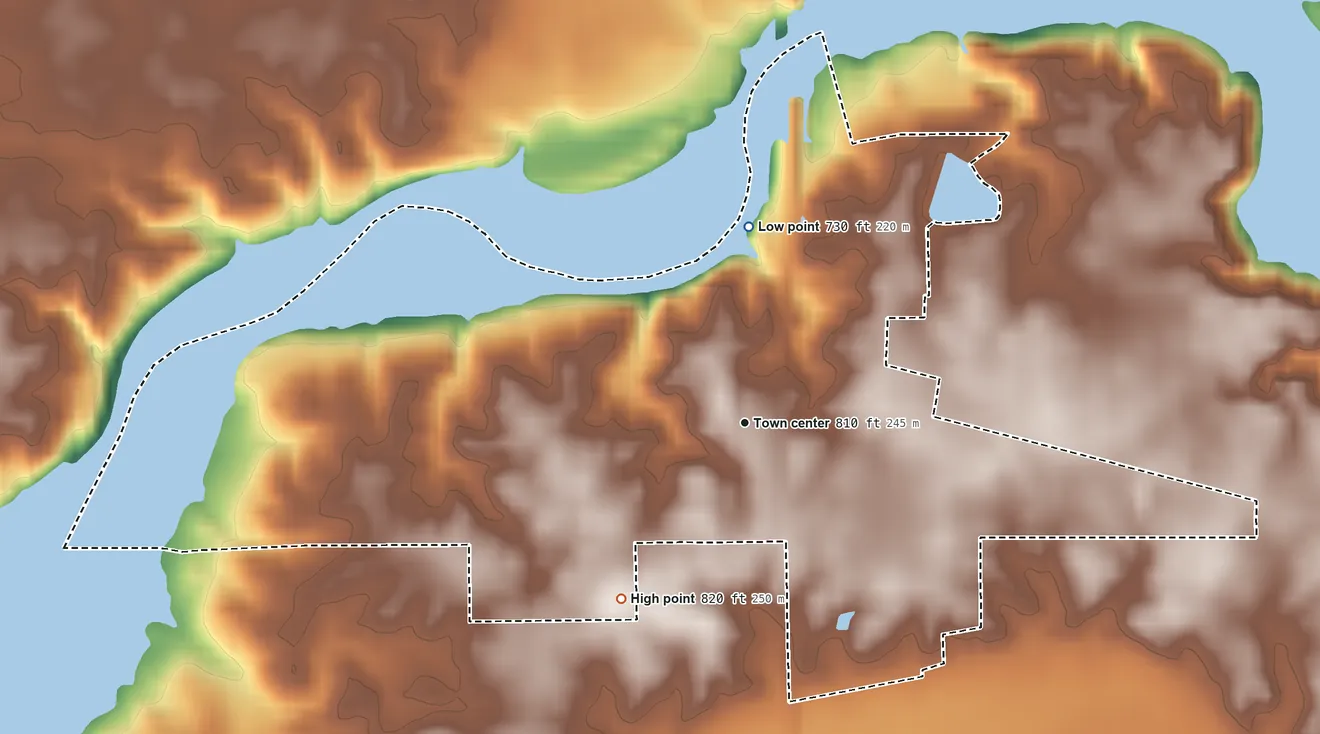 Topographic elevation map of Somerset, Indiana, shaded from 730 ft on the north side to 820 ft on the southwest side