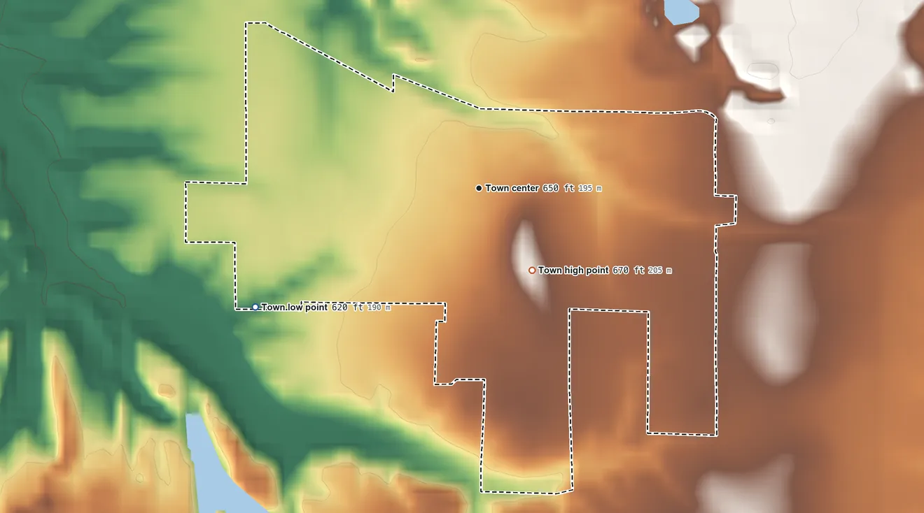 Topographic elevation map of Staunton, Indiana, shaded from 620 ft on the southwest side to 670 ft on the southeast side