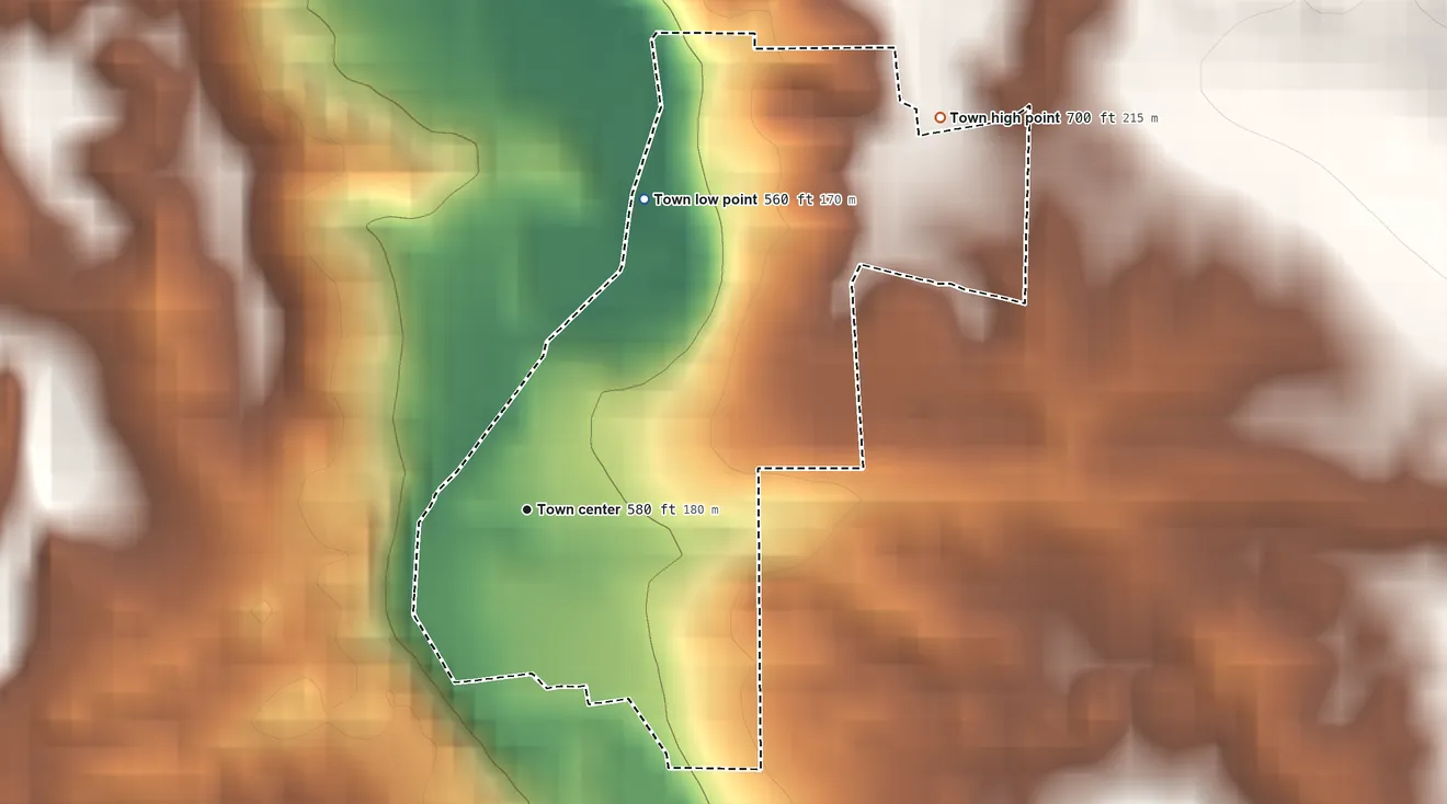 Topographic elevation map of Stinesville, Indiana, shaded from 560 ft on the north side to 700 ft on the northeast side