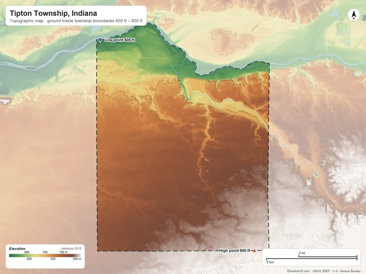 Topographic elevation map of Tipton Township, Indiana, shaded from 600 ft on the northwest side to 800 ft on the southeast side
