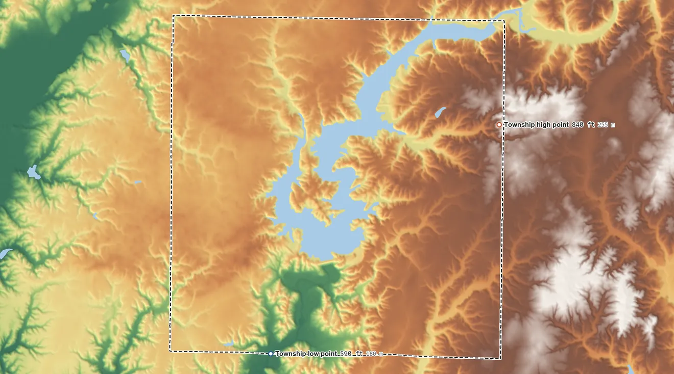 Topographic elevation map of Union Township, Parke County, Indiana, shaded from 590 ft on the southwest side to 840 ft on the east side