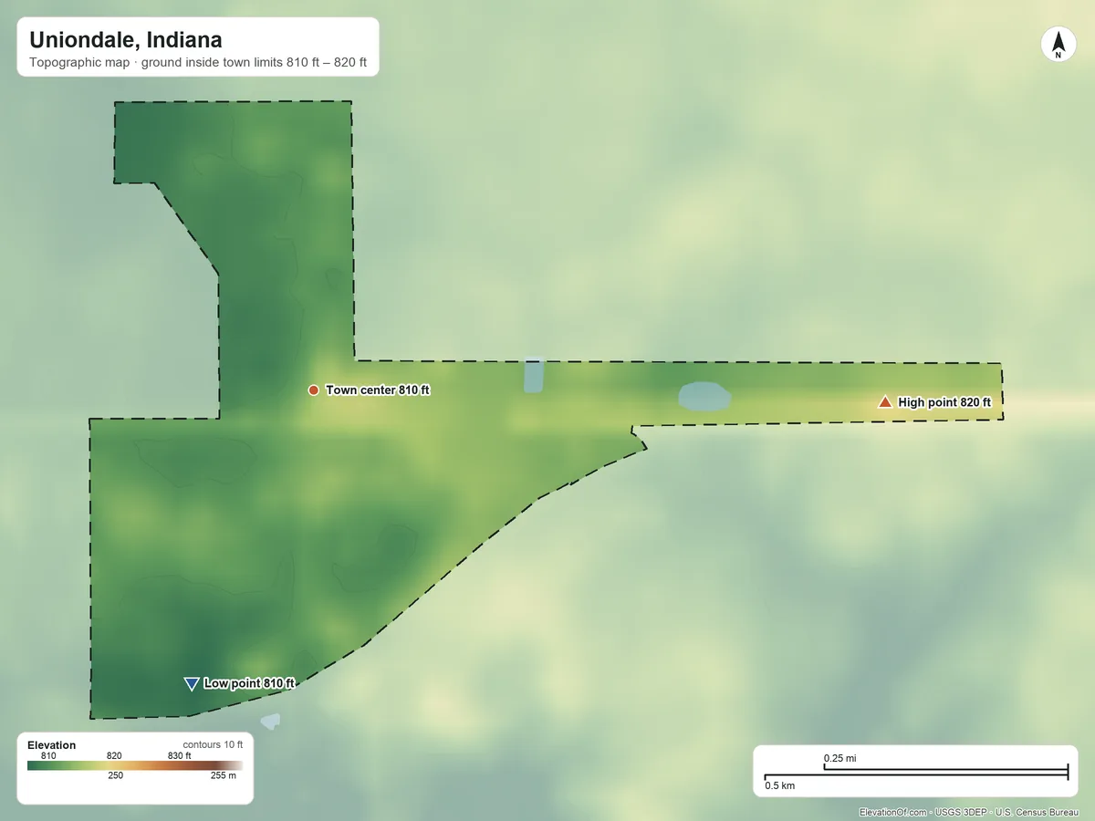 Topographic elevation map of Uniondale, Indiana, shaded from 810 ft on the southwest side to 820 ft on the east side