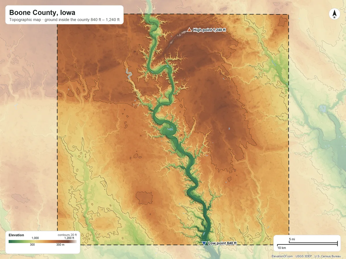 Topographic elevation map of Boone County, Iowa, shaded from 840 ft on the south side to 1,240 ft on the north side