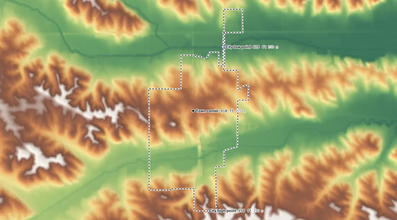 Topographic elevation map of Brooklyn, Iowa, shaded from 820 ft on the northeast side to 950 ft on the south side