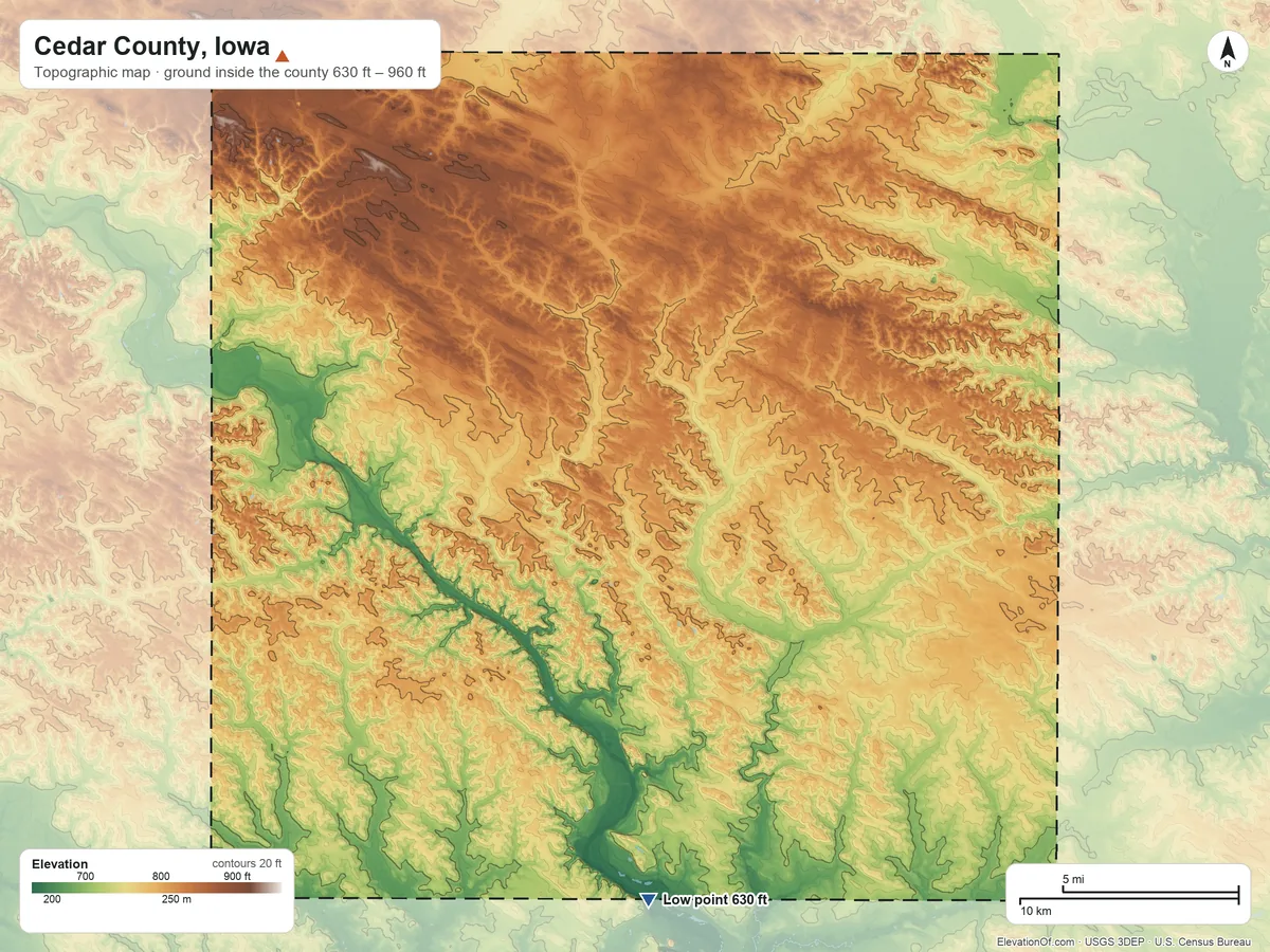 Topographic elevation map of Cedar County, Iowa, shaded from 630 ft on the south side to 960 ft on the northwest side