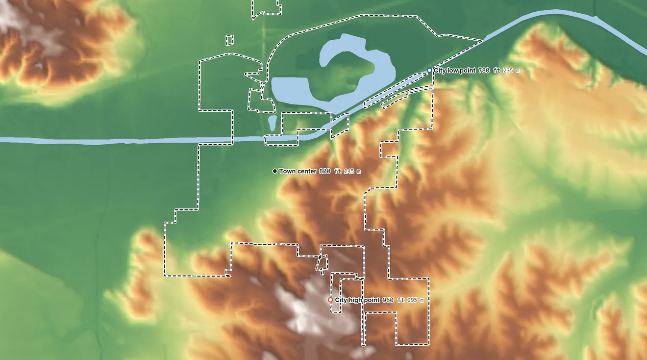 Topographic elevation map of Colfax, Iowa, shaded from 780 ft on the northeast side to 960 ft on the southeast side