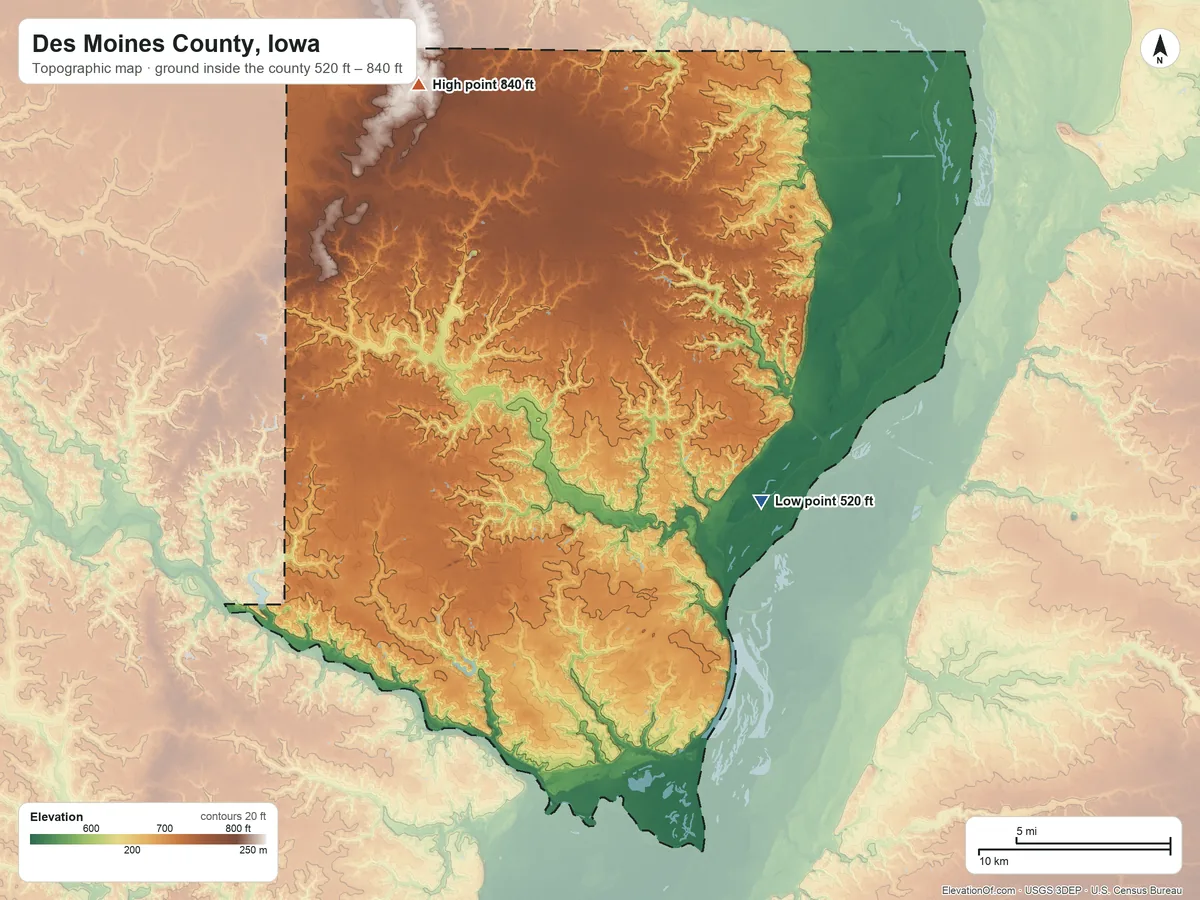 Topographic elevation map of Des Moines County, Iowa, shaded from 520 ft on the east side to 840 ft on the northwest side