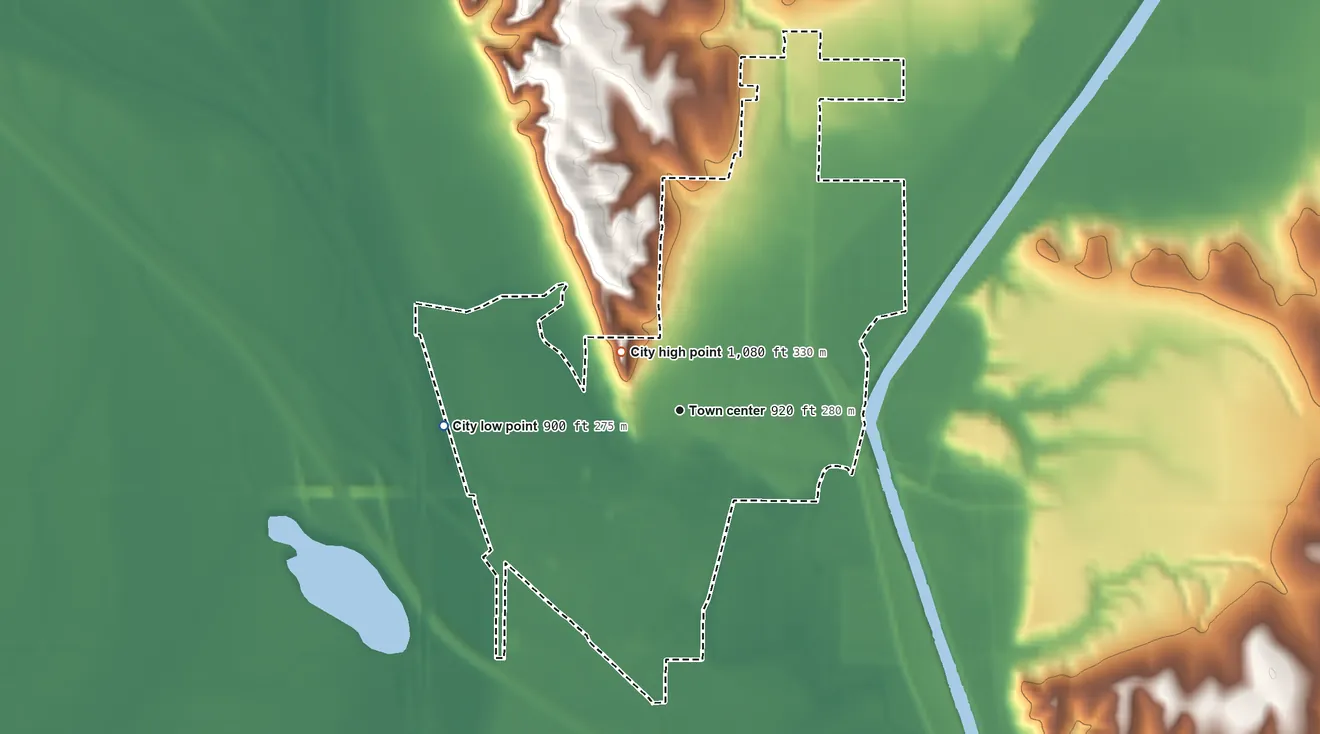 Topographic elevation map of Hamburg, Iowa, shaded from 900 ft on the west side to 1,080 ft near the middle