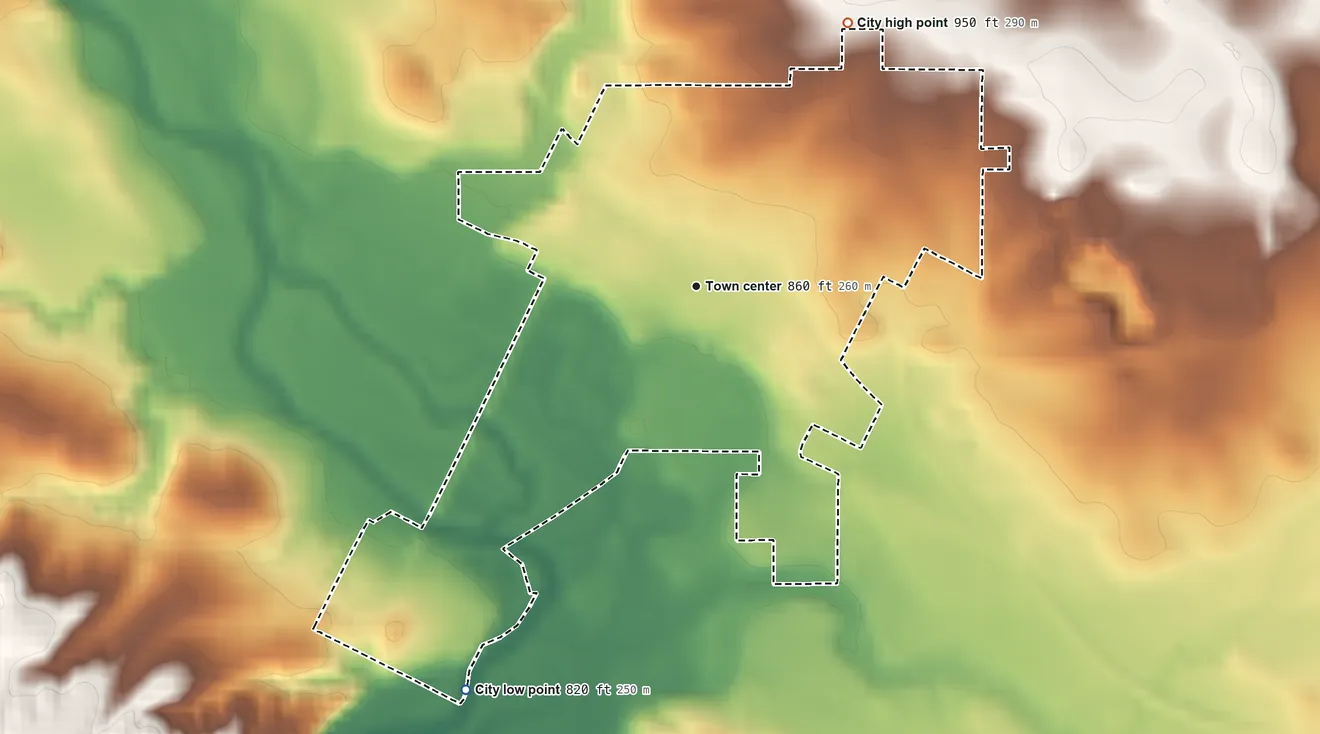 Topographic elevation map of Hopkinton, Iowa, shaded from 820 ft on the southwest side to 950 ft on the northeast side
