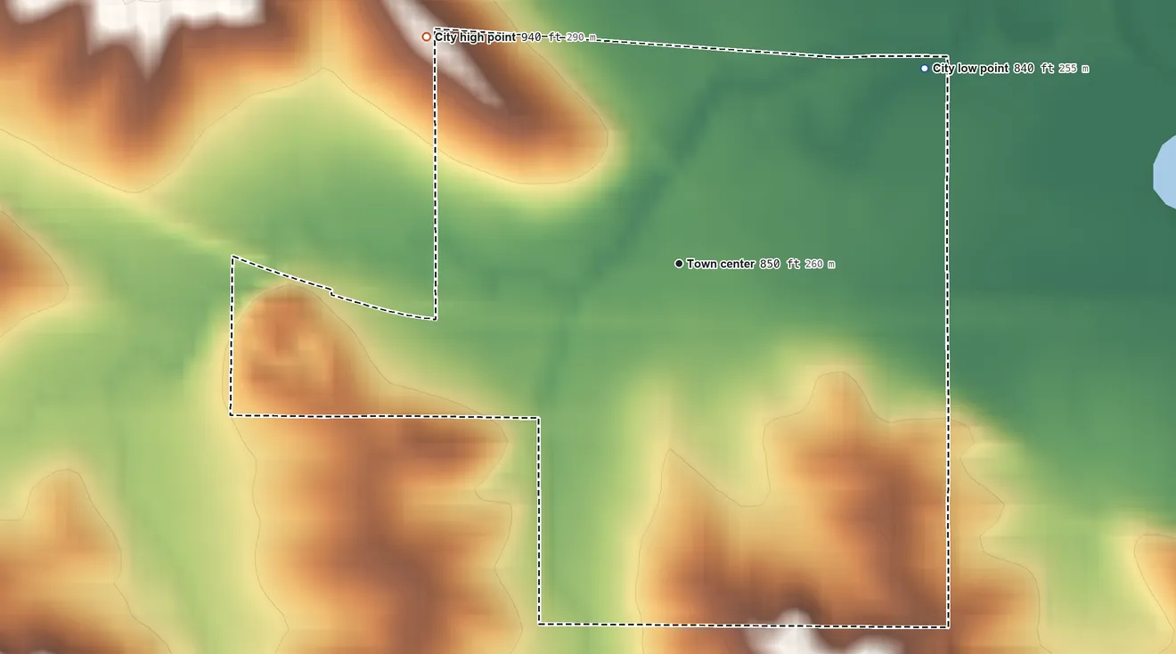 Topographic elevation map of Montour, Iowa, shaded from 840 ft on the northeast side to 940 ft on the northwest side