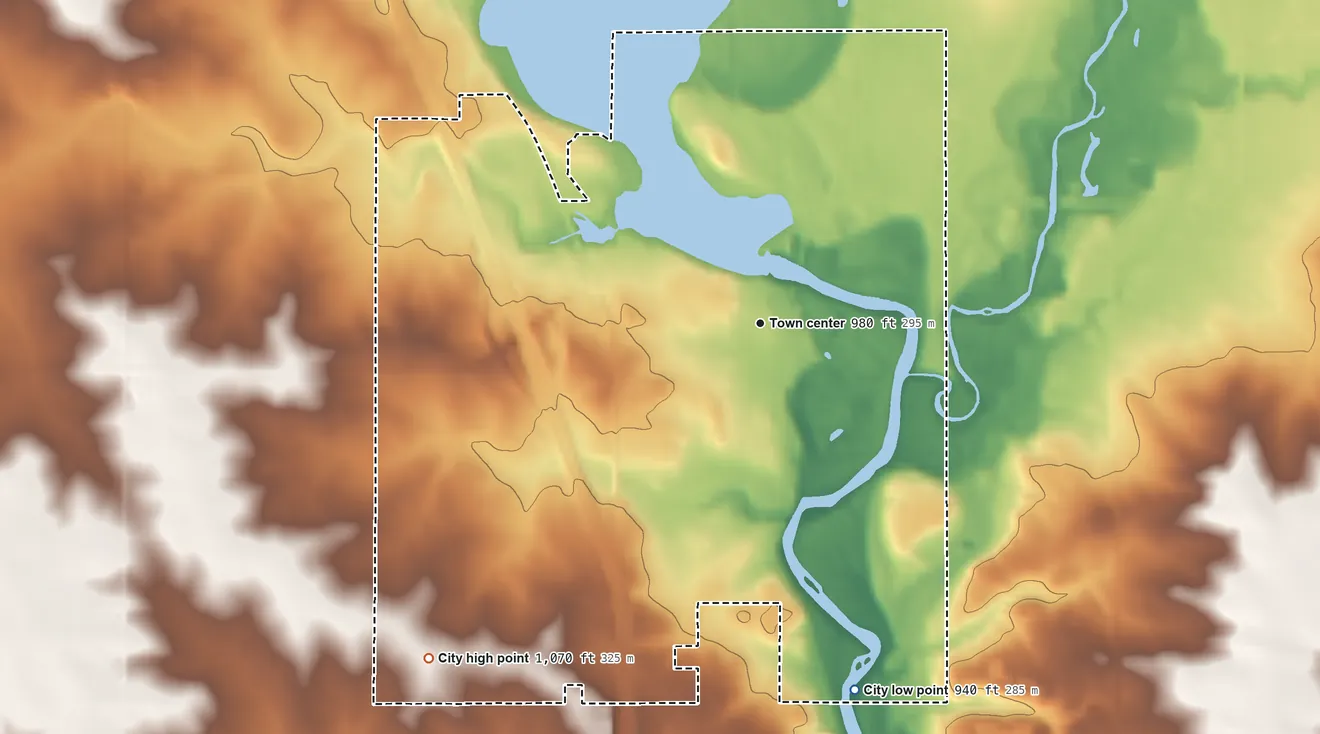Topographic elevation map of Nashua, Iowa, shaded from 940 ft on the south side to 1,070 ft on the southwest side