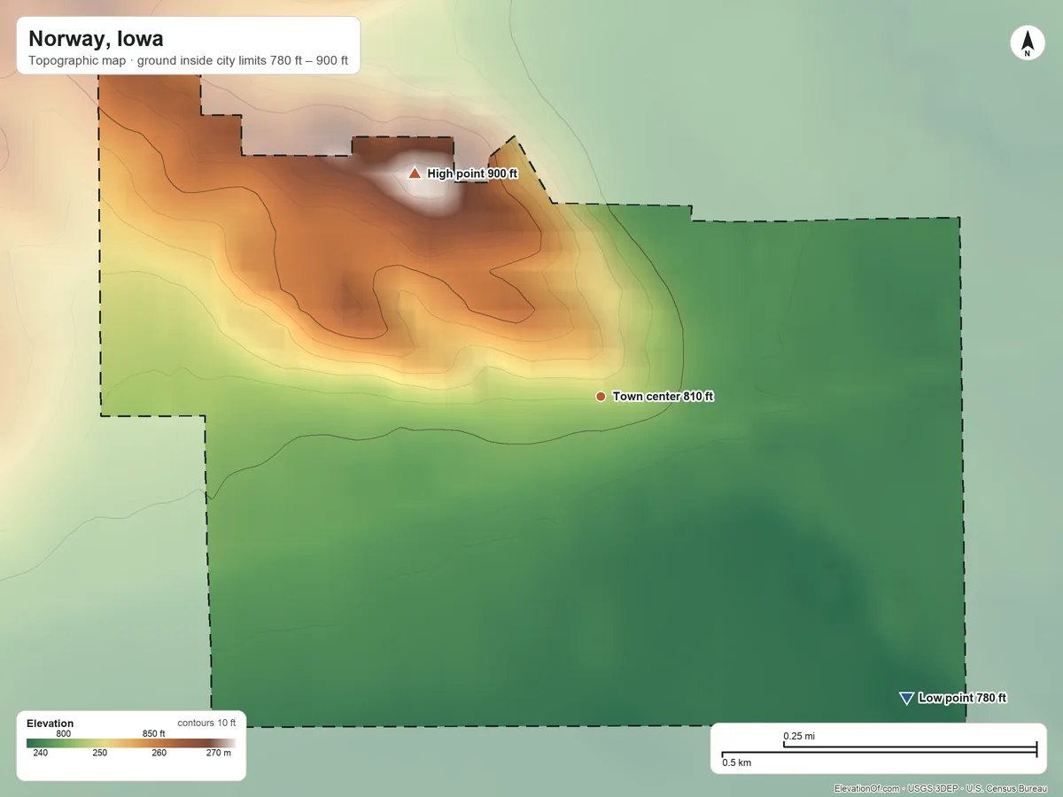 Topographic elevation map of Norway, Iowa, shaded from 780 ft on the southeast side to 900 ft on the northwest side