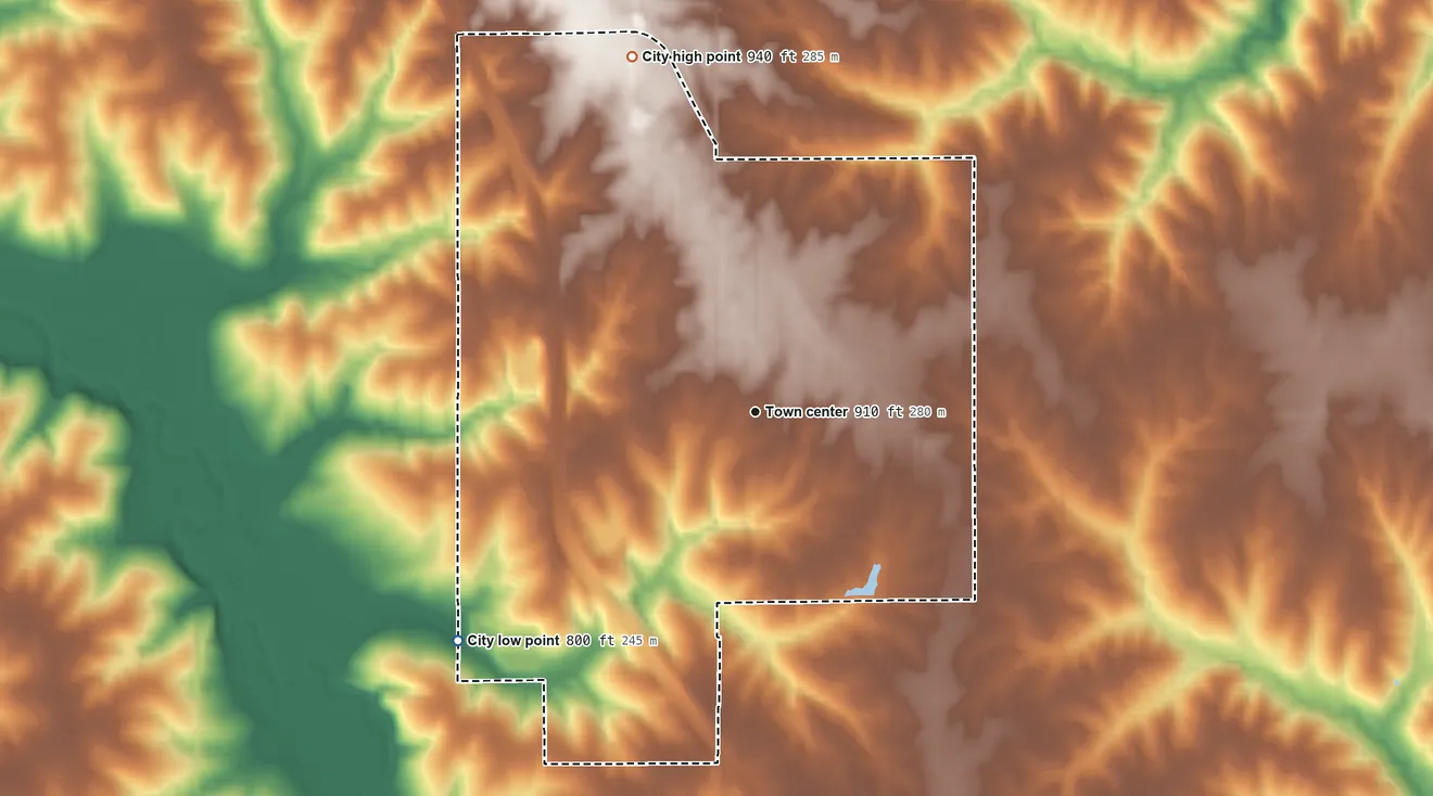 Topographic elevation map of Pleasantville, Iowa, shaded from 800 ft on the southwest side to 940 ft on the north side