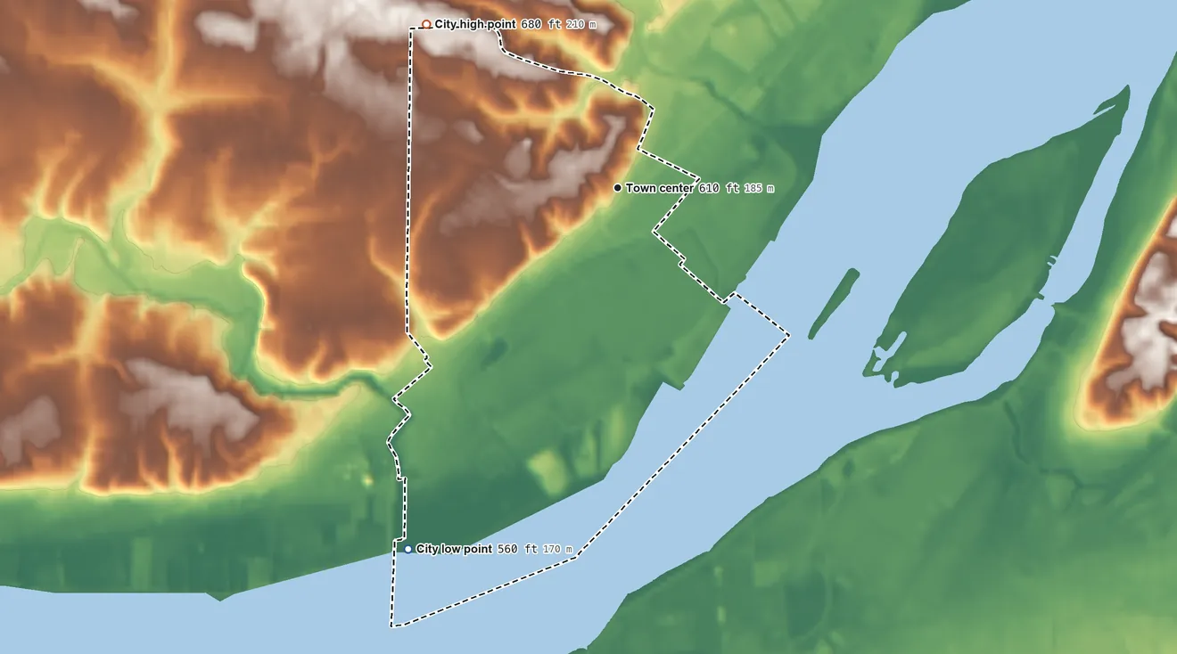Topographic elevation map of Riverdale, Iowa, shaded from 560 ft on the southwest side to 680 ft on the northwest side