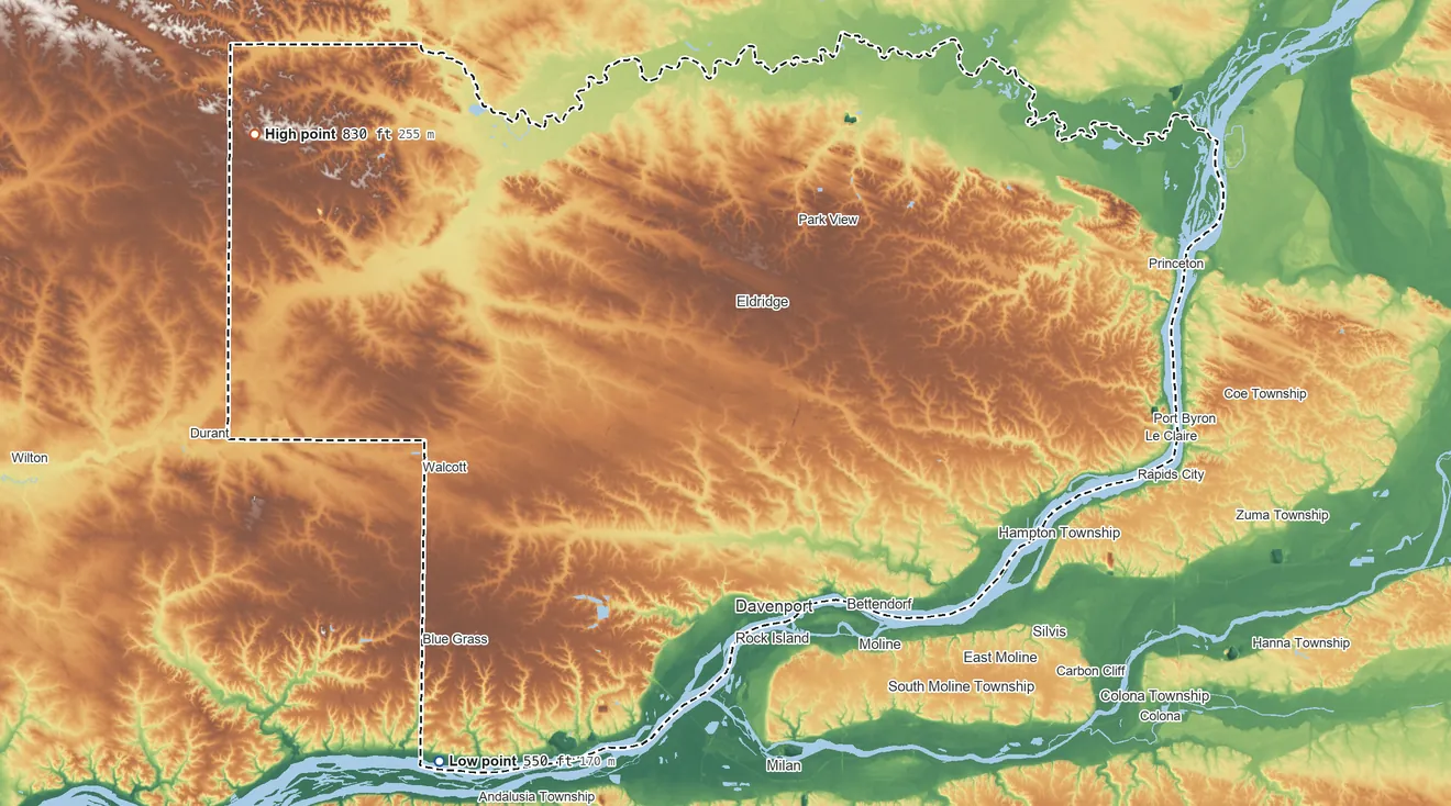 Topographic elevation map of Scott County, Iowa, shaded from 550 ft on the southwest side to 830 ft on the northwest side