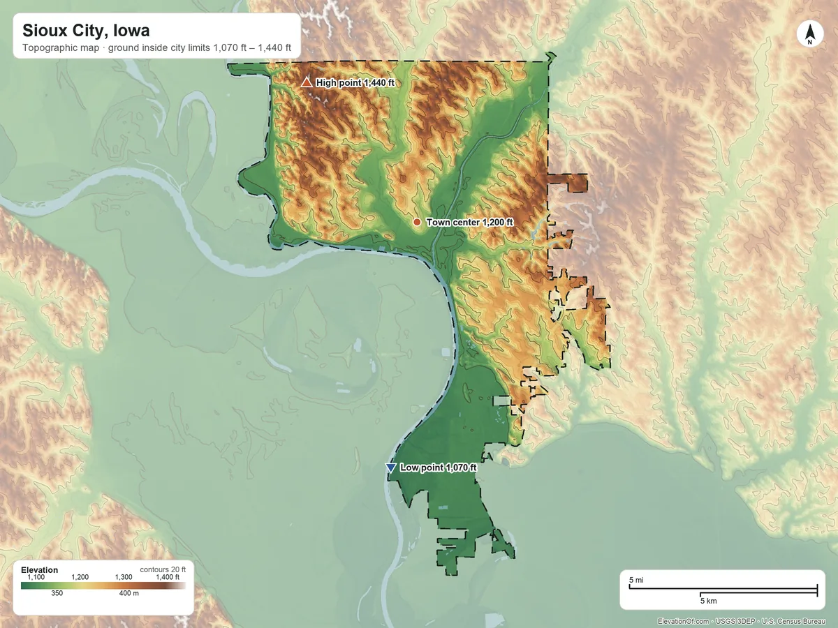 Topographic elevation map of Sioux City, Iowa, shaded from 1,070 ft on the south side to 1,440 ft on the northwest side