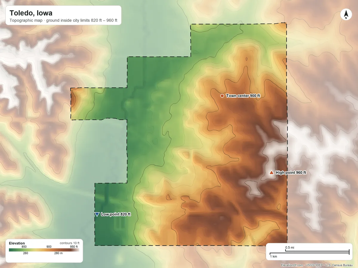 Topographic elevation map of Toledo, Iowa, shaded from 820 ft on the southwest side to 960 ft on the southeast side