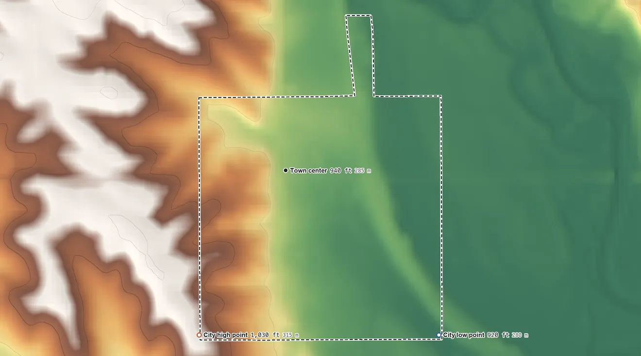 Topographic elevation map of Union, Iowa, shaded from 920 ft on the southeast side to 1,030 ft on the southwest side