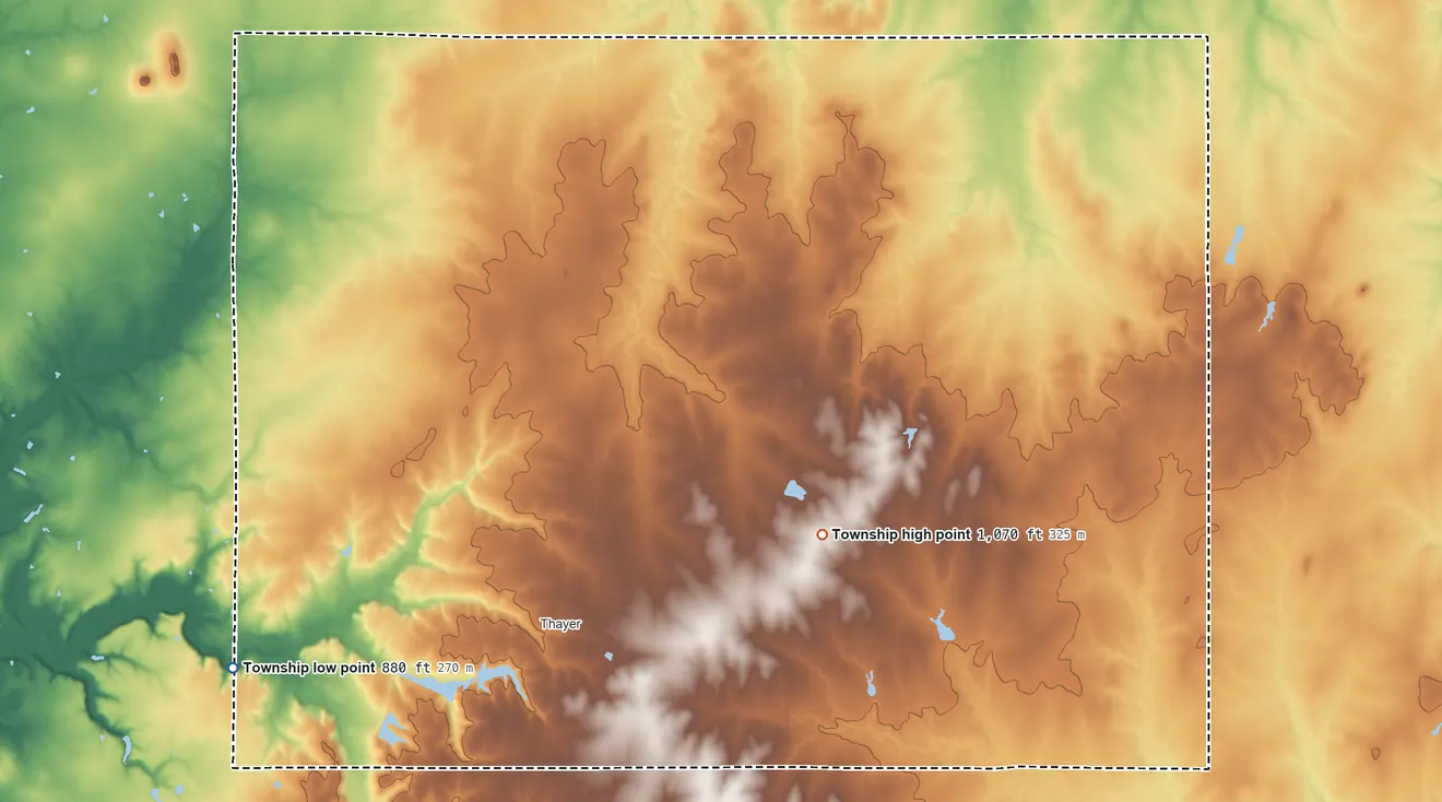 Topographic elevation map of Chetopa Township, Kansas, shaded from 880 ft on the west side to 1,070 ft on the east side