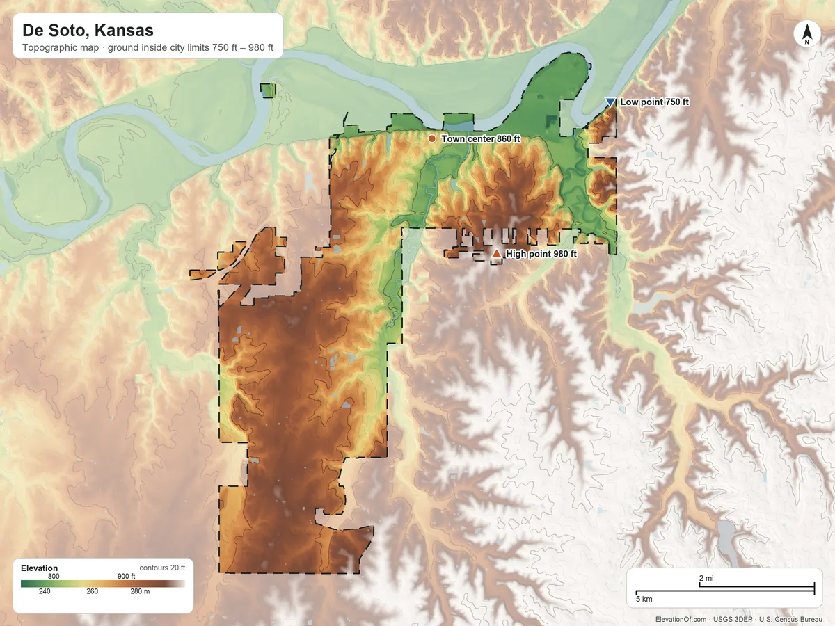 Topographic elevation map of De Soto, Kansas, shaded from 750 ft on the east side to 980 ft on the southeast side