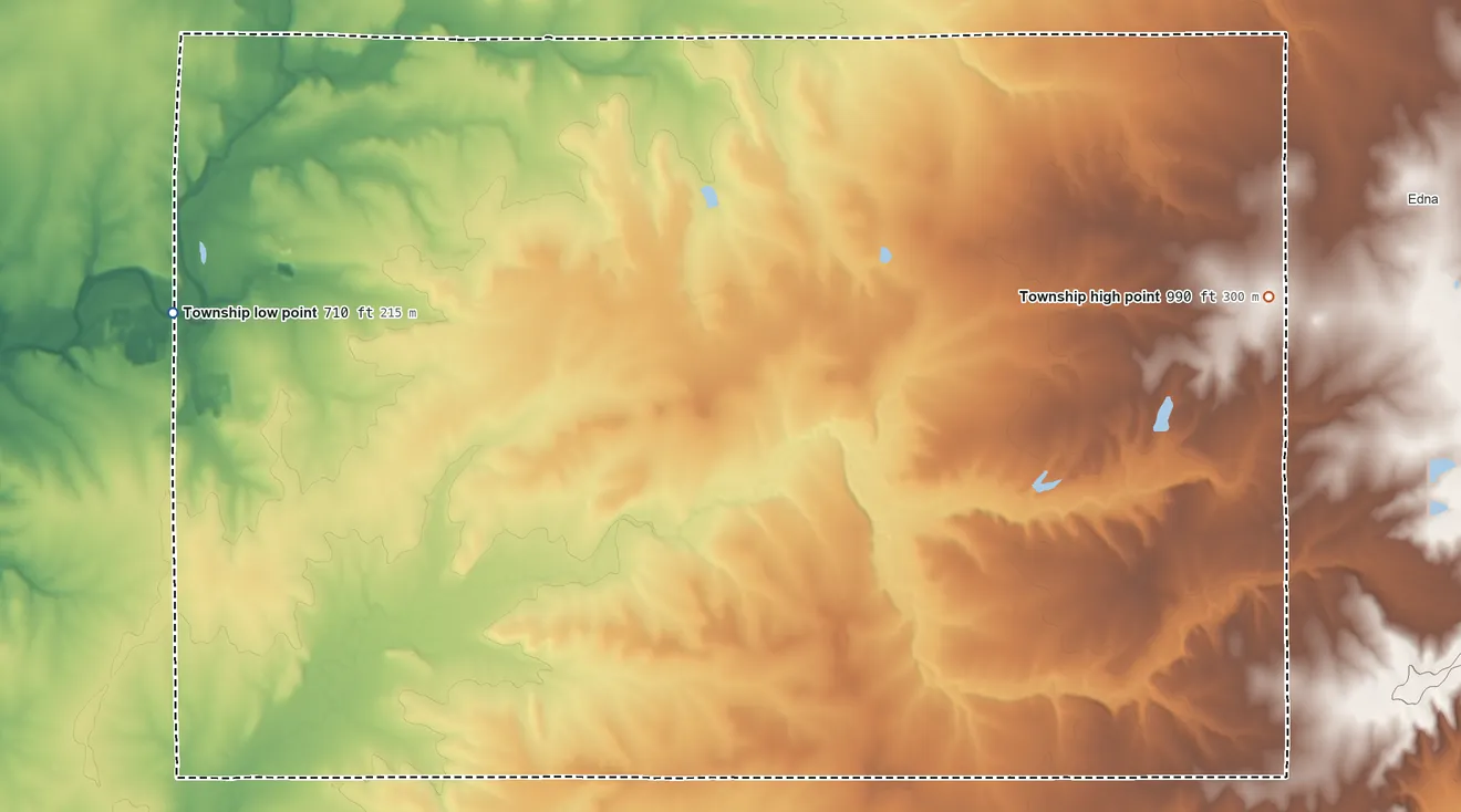 Topographic elevation map of Howard Township, Labette County, Kansas, shaded from 710 ft on the west side to 990 ft on the east side