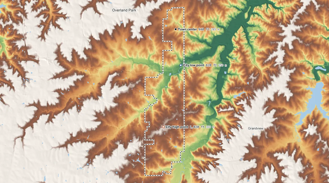 Topographic elevation map of Leawood, Kansas, shaded from 820 ft on the south side to 1,020 ft on the south side