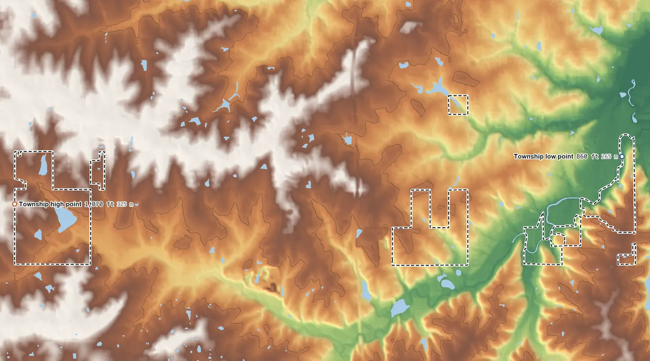 Topographic elevation map of Oxford Township, Kansas, shaded from 860 ft on the east side to 1,070 ft on the west side
