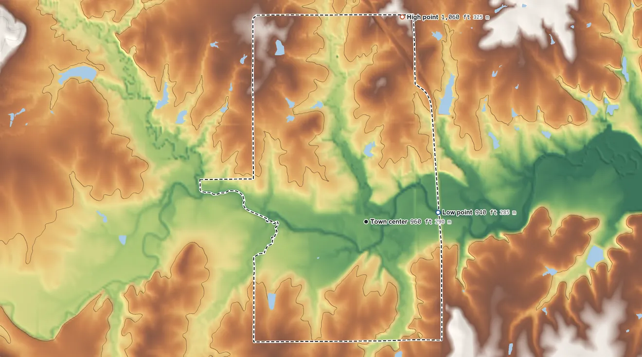 Topographic elevation map of Wakarusa, Kansas, shaded from 940 ft on the east side to 1,060 ft on the north side