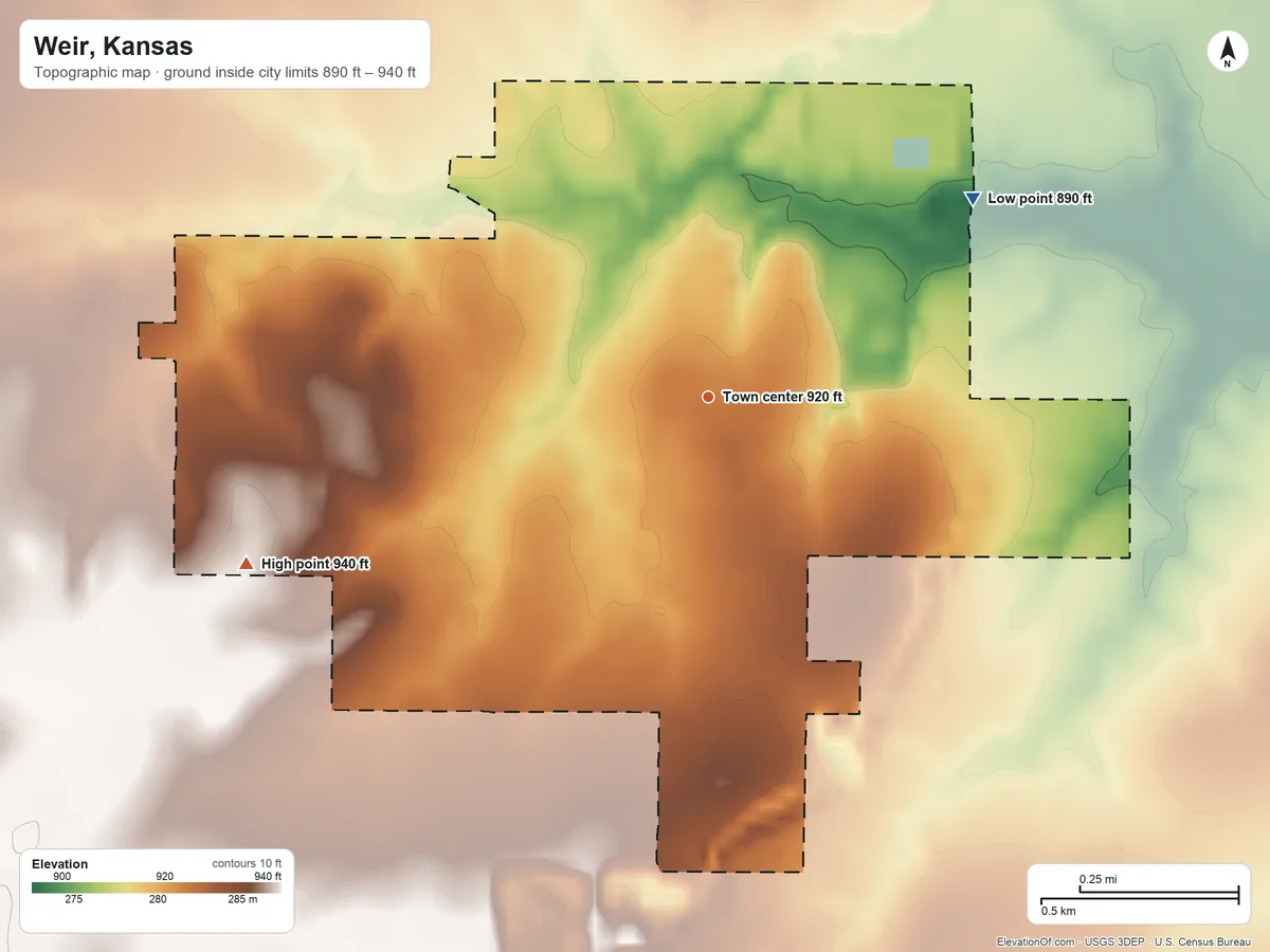 Topographic elevation map of Weir, Kansas, shaded from 890 ft on the northeast side to 940 ft on the west side