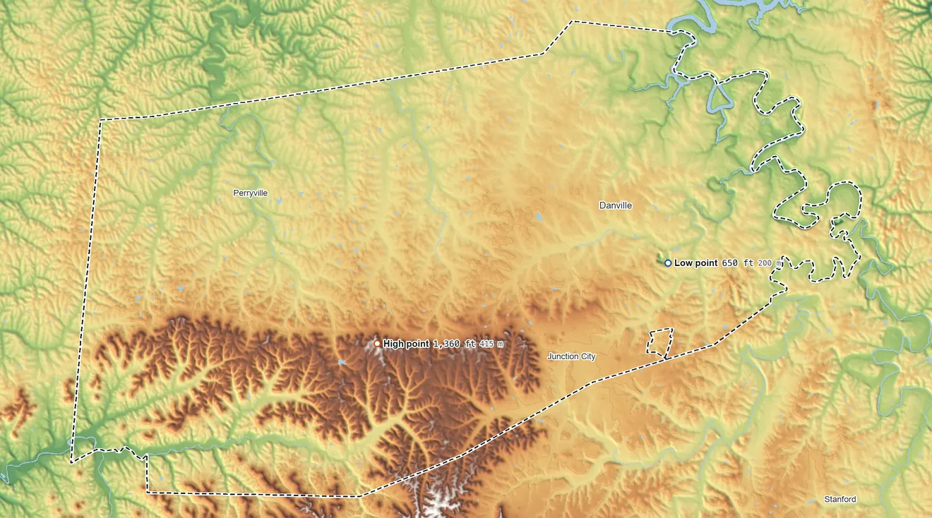 Topographic elevation map of Boyle County, Kentucky, shaded from 650 ft on the east side to 1,360 ft on Parksville Knob