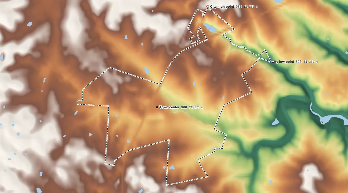 Topographic elevation map of Burgin, Kentucky, shaded from 820 ft on the east side to 930 ft on the northeast side