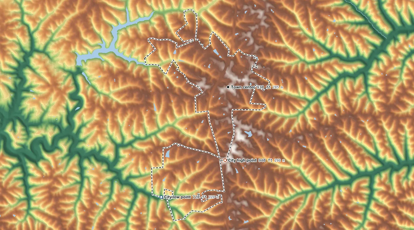 Topographic elevation map of Crittenden, Kentucky, shaded from 720 ft on the southwest side to 940 ft on the south side