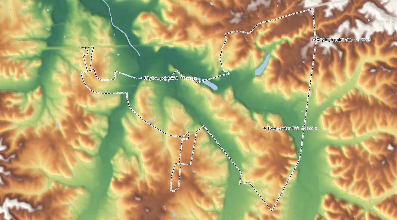 Topographic elevation map of Edmonton, Kentucky, shaded from 720 ft on the west side to 960 ft on the northeast side