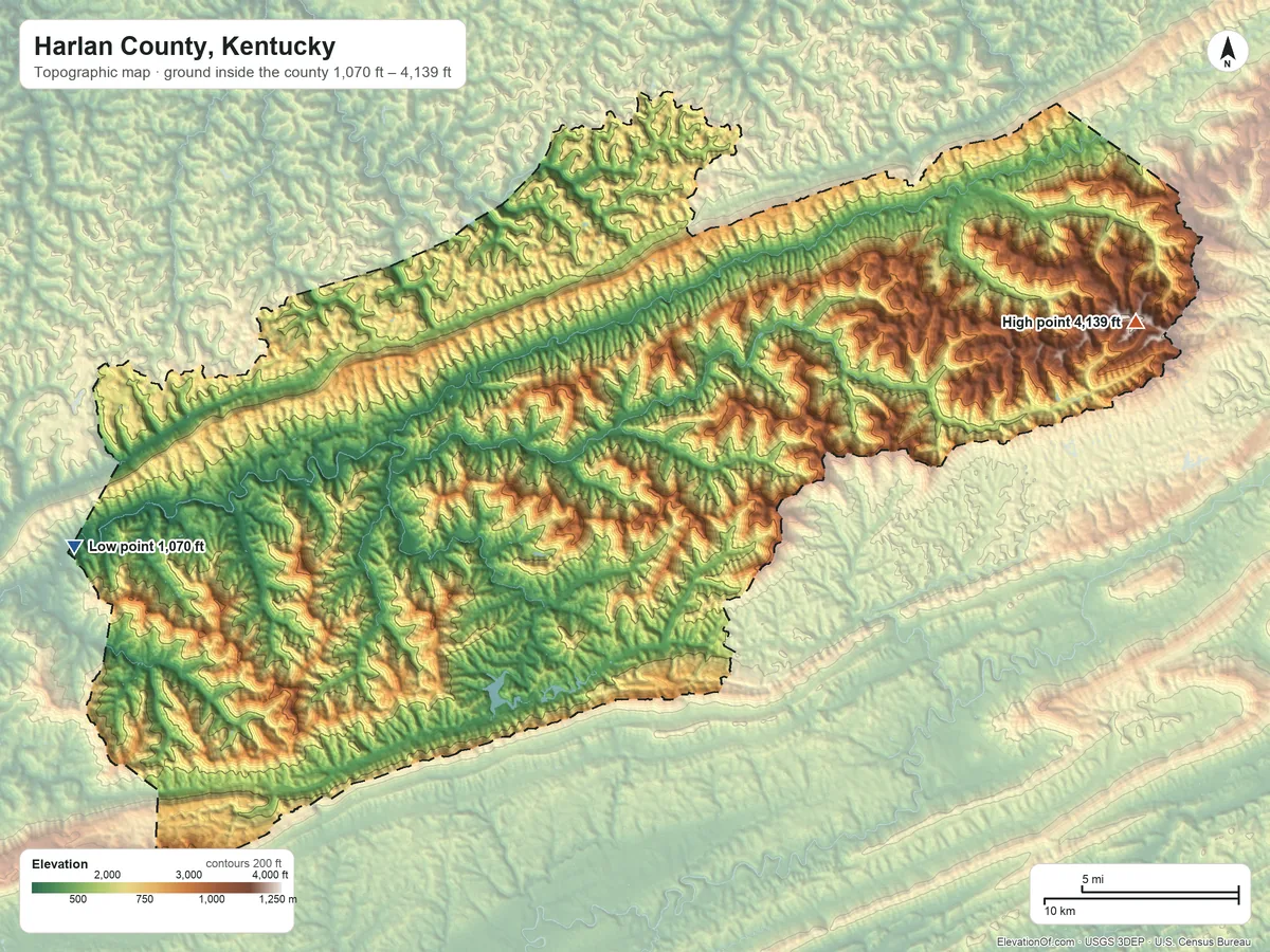 Topographic elevation map of Harlan County, Kentucky, shaded from 1,070 ft on the west side to 4,139 ft on Black Mountain
