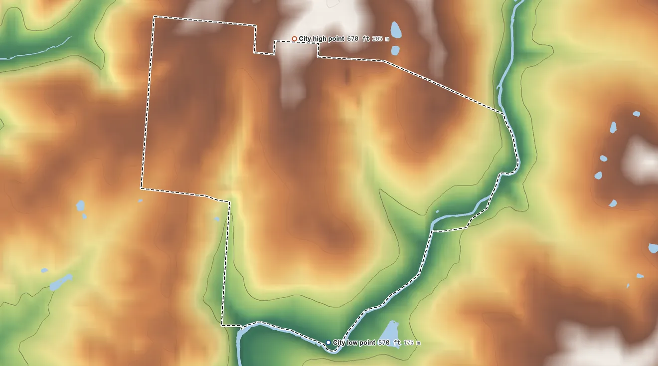 Topographic elevation map of Heritage Creek, Kentucky, shaded from 570 ft on the southeast side to 670 ft on the north side