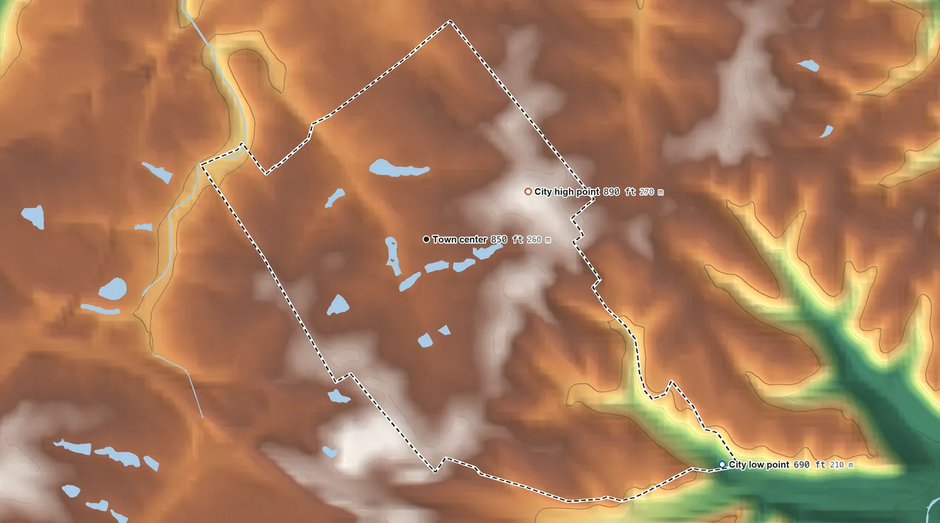 Topographic elevation map of Lakeside Park, Kentucky, shaded from 690 ft on the southeast side to 890 ft on the northeast side
