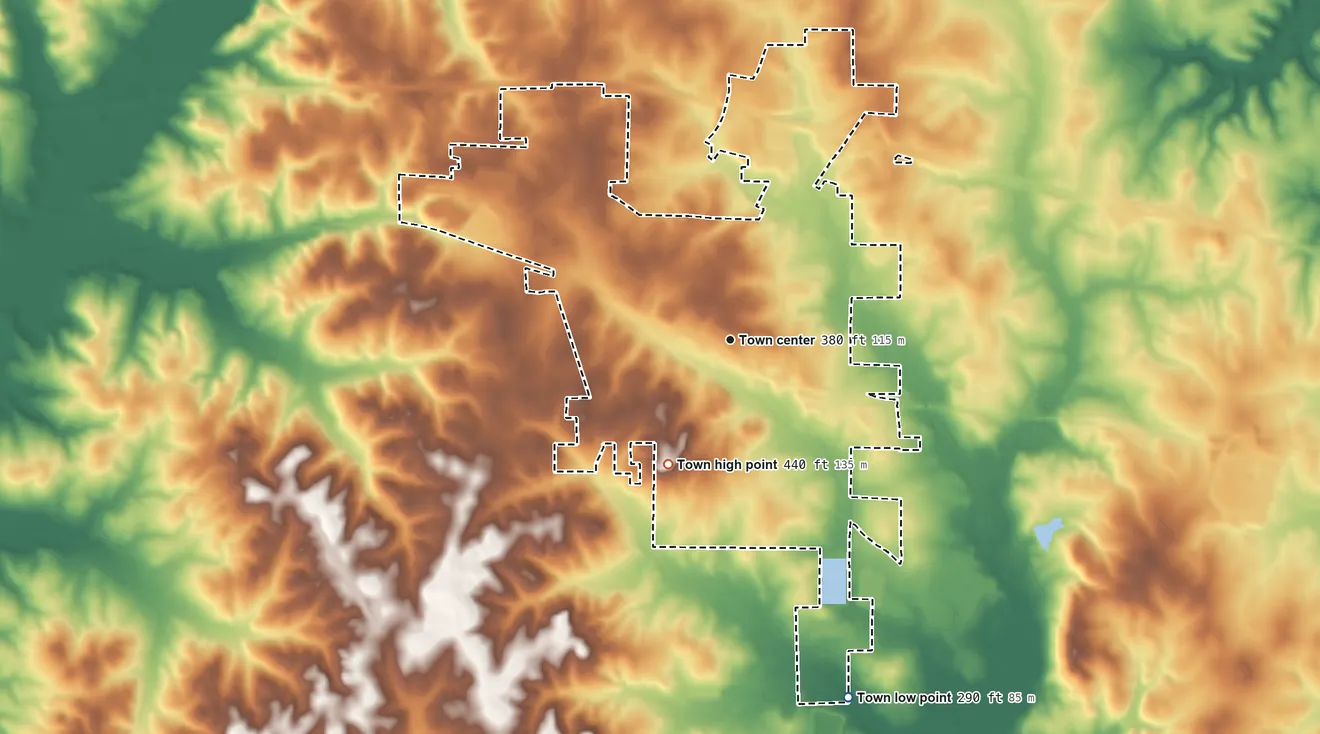 Topographic elevation map of Arcadia, Louisiana, shaded from 290 ft on the south side to 440 ft on the southwest side
