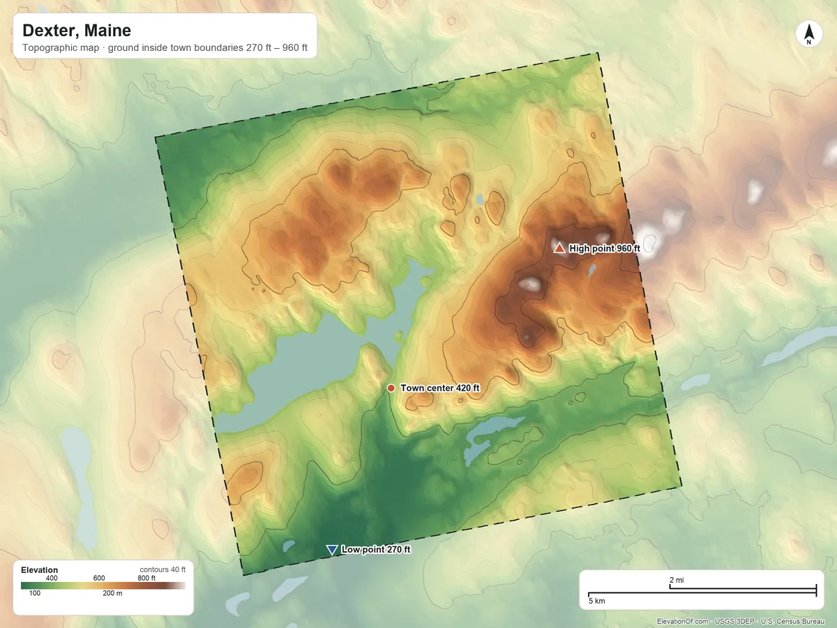Topographic elevation map of Dexter, Maine, shaded from 270 ft on the south side to 960 ft on the northeast side