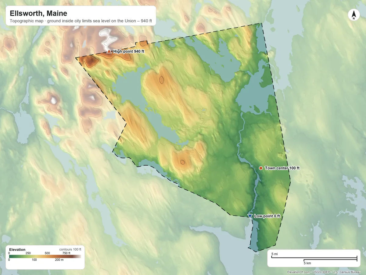 Topographic elevation map of Ellsworth, Maine, shaded from sea level level on the Union to 940 ft on the northwest side