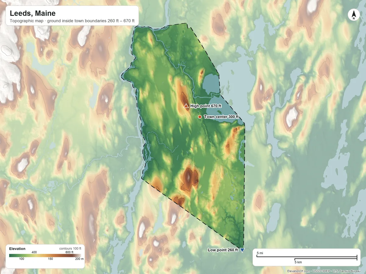 Topographic elevation map of Leeds, Maine, shaded from 260 ft on the south side to 670 ft on Monument Hill