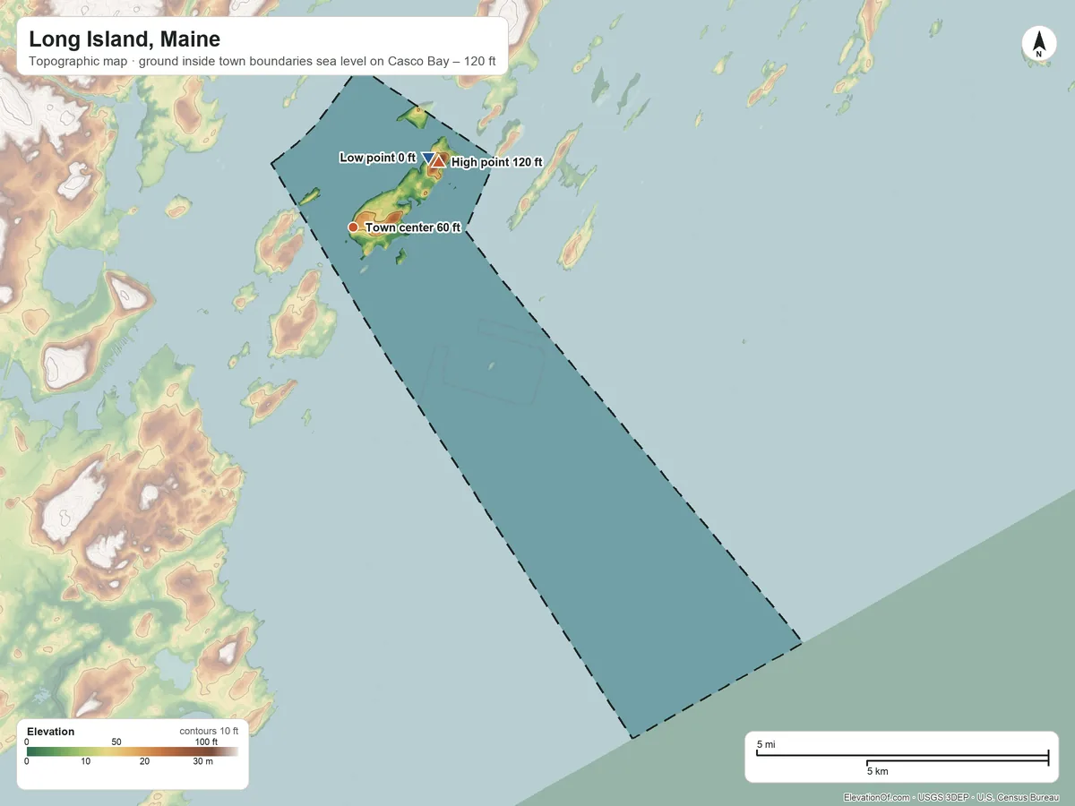 Topographic elevation map of Long Island, Maine, shaded from sea level level on Casco Bay to 120 ft on Rohrs Hill