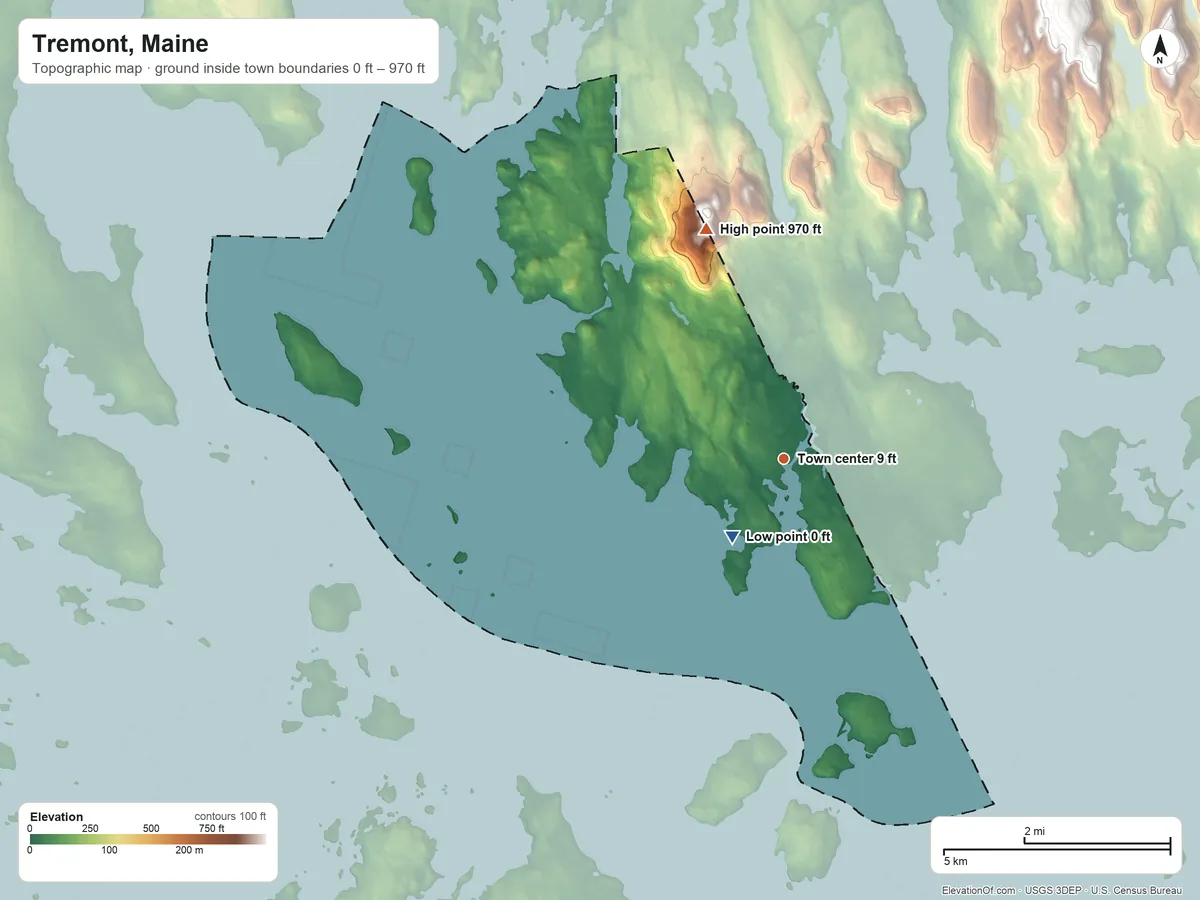 Topographic elevation map of Tremont, Maine, shaded from 0 ft near the middle to 970 ft on the north side