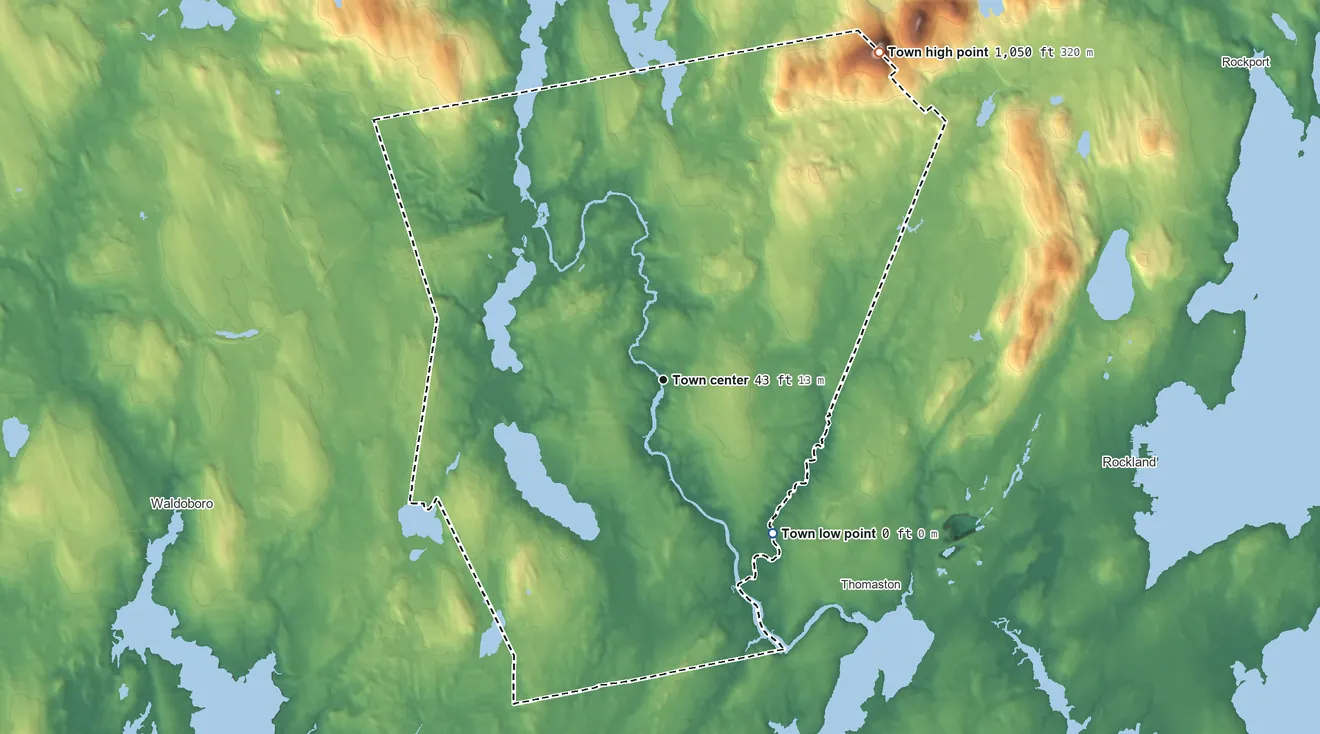 Topographic elevation map of Warren, Maine, shaded from 0 ft on the southeast side to 1,050 ft on Pleasant Mountain