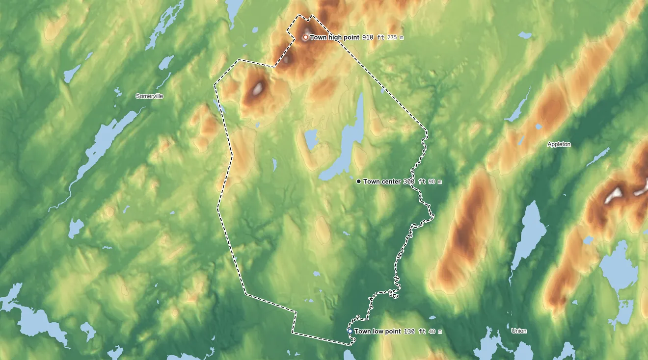 Topographic elevation map of Washington, Maine, shaded from 130 ft on the south side to 910 ft on the north side